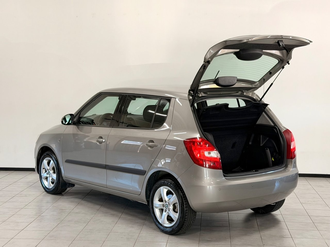Skoda Fabia 1.2 TSI Elegance 2013, bild 7/10