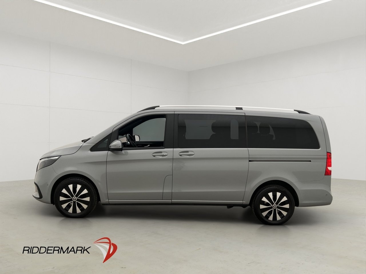 Mercedes-Benz V 2025, bild 6/10