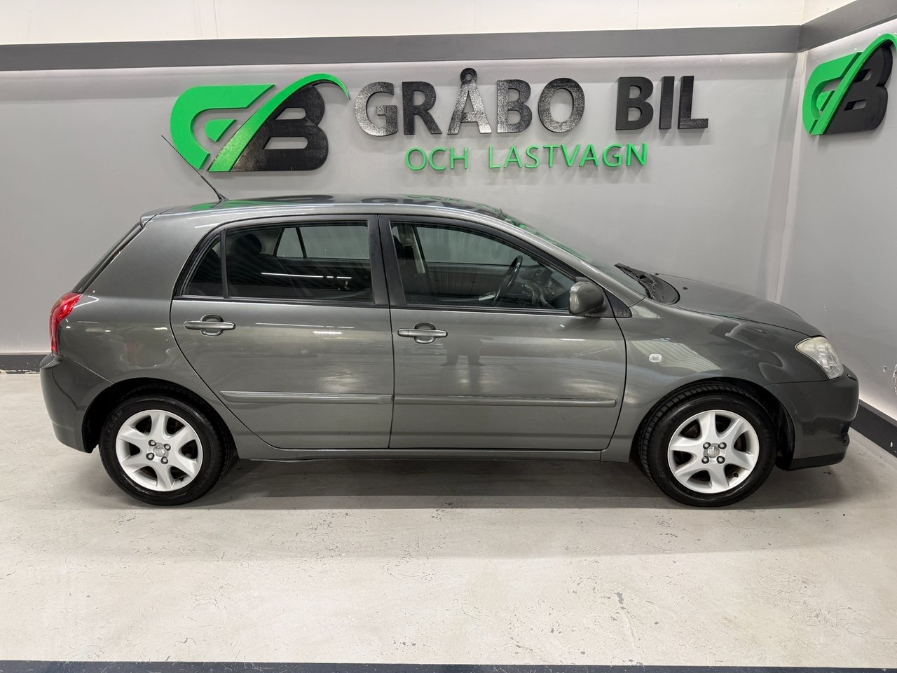 Toyota Corolla 2005, kuva 6/10
