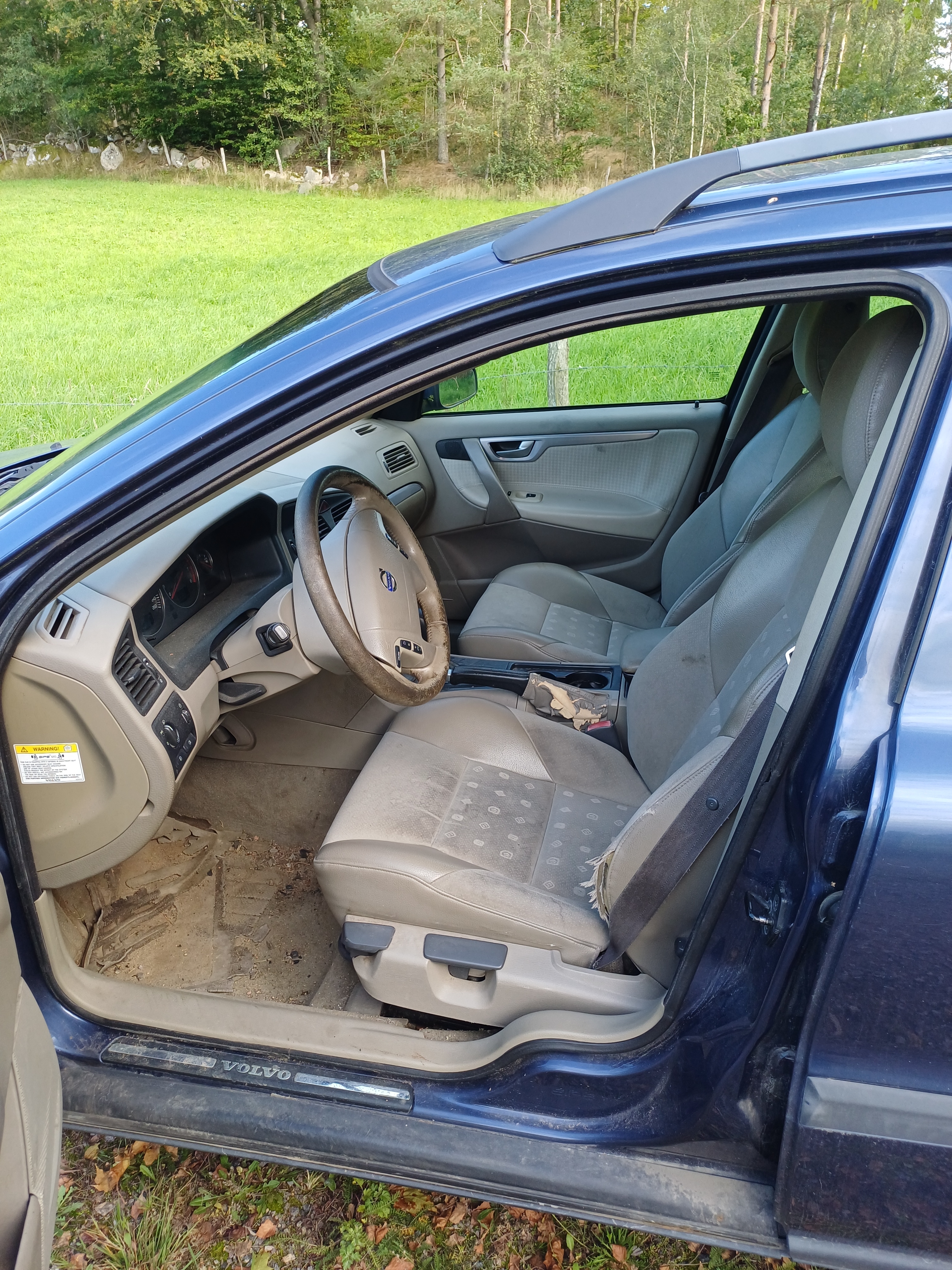 Volvo V70 2.5T Automatisk 2004, bild 2/4