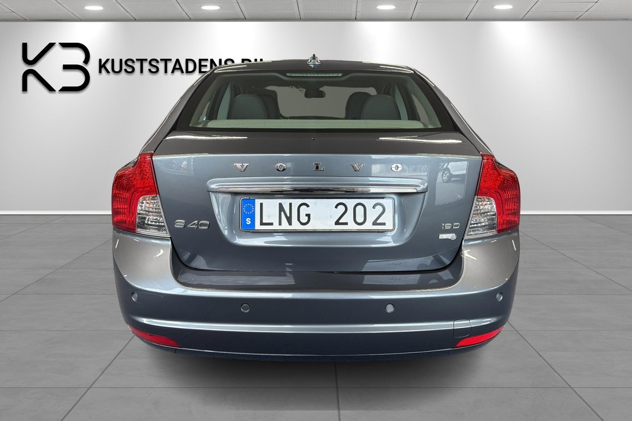 Volvo S40 1.6 D Summum / Skinn / Värmare 2010, bild 4/10