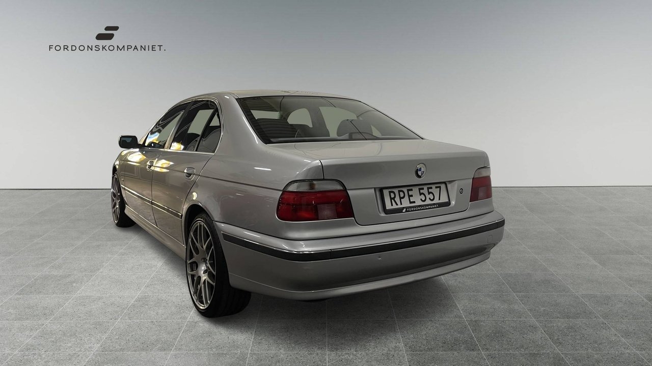 BMW 523 2000, photo 6/10