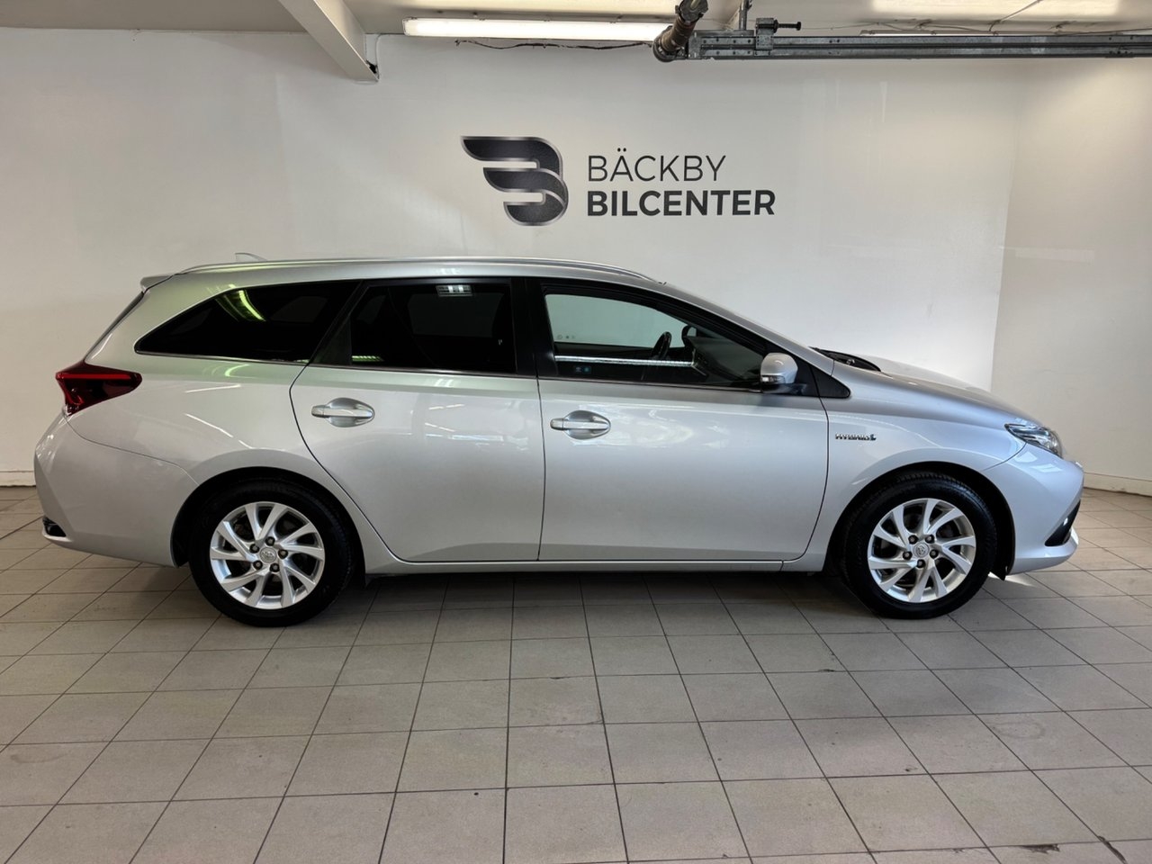 Toyota Auris 2017, bild 6/10