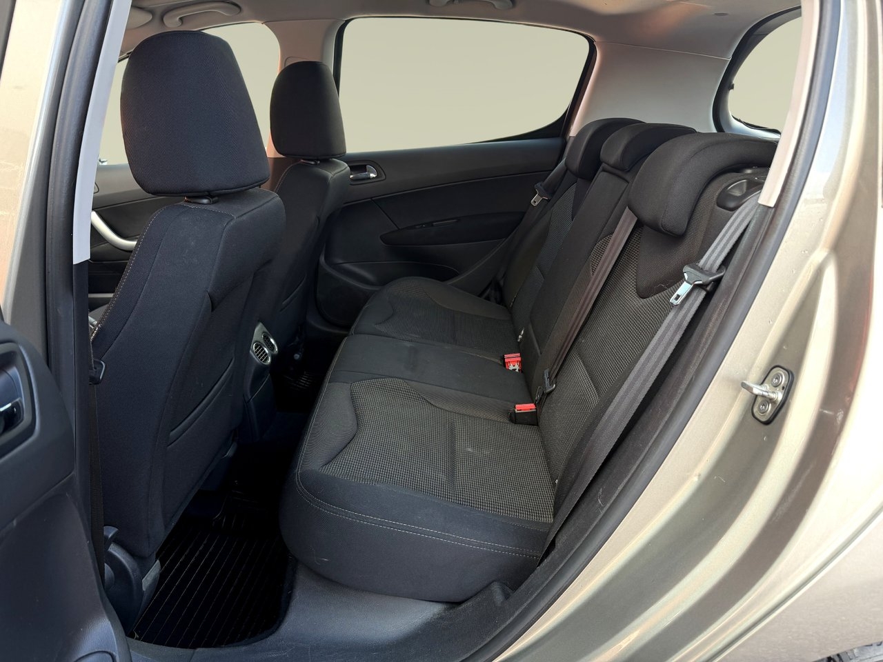 Peugeot 308 2013, bild 7/10