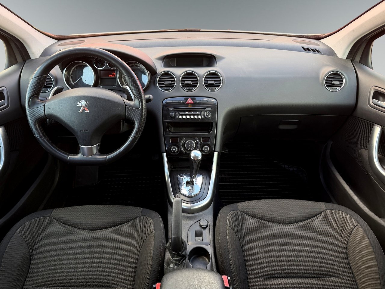 Peugeot 308 2013, bild 4/10
