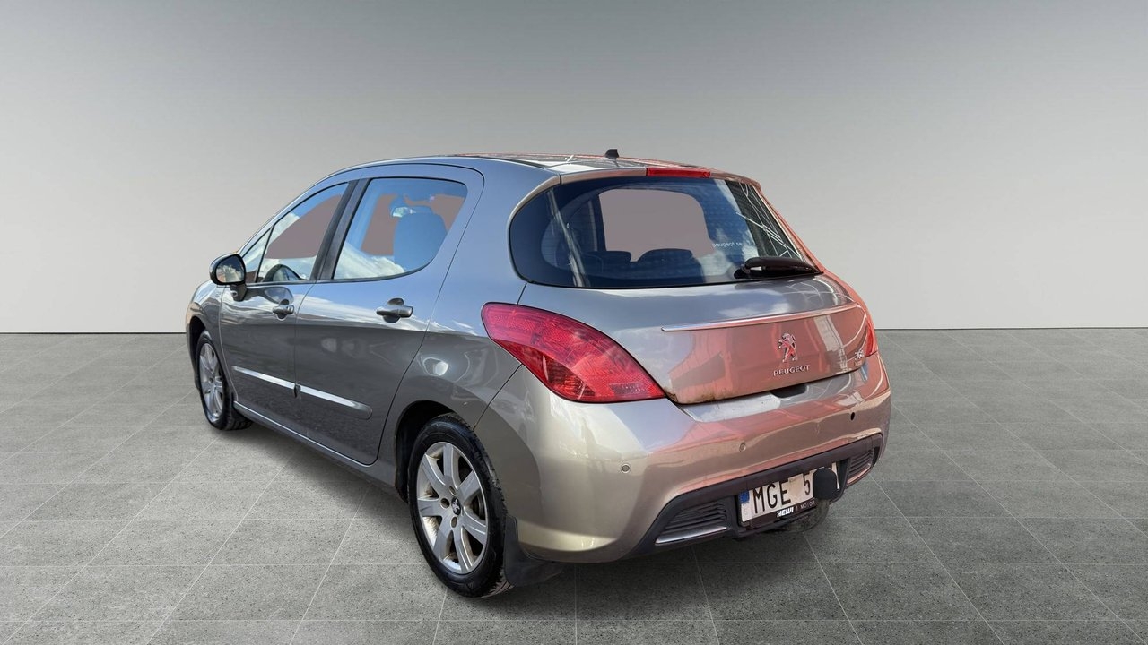 Peugeot 308 2013, bild 2/10