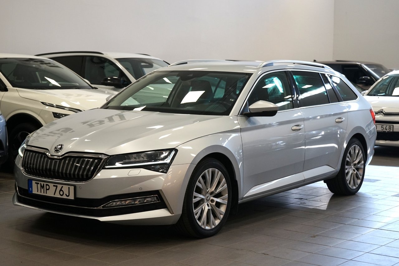 Skoda Superb 2021, bild 2/10