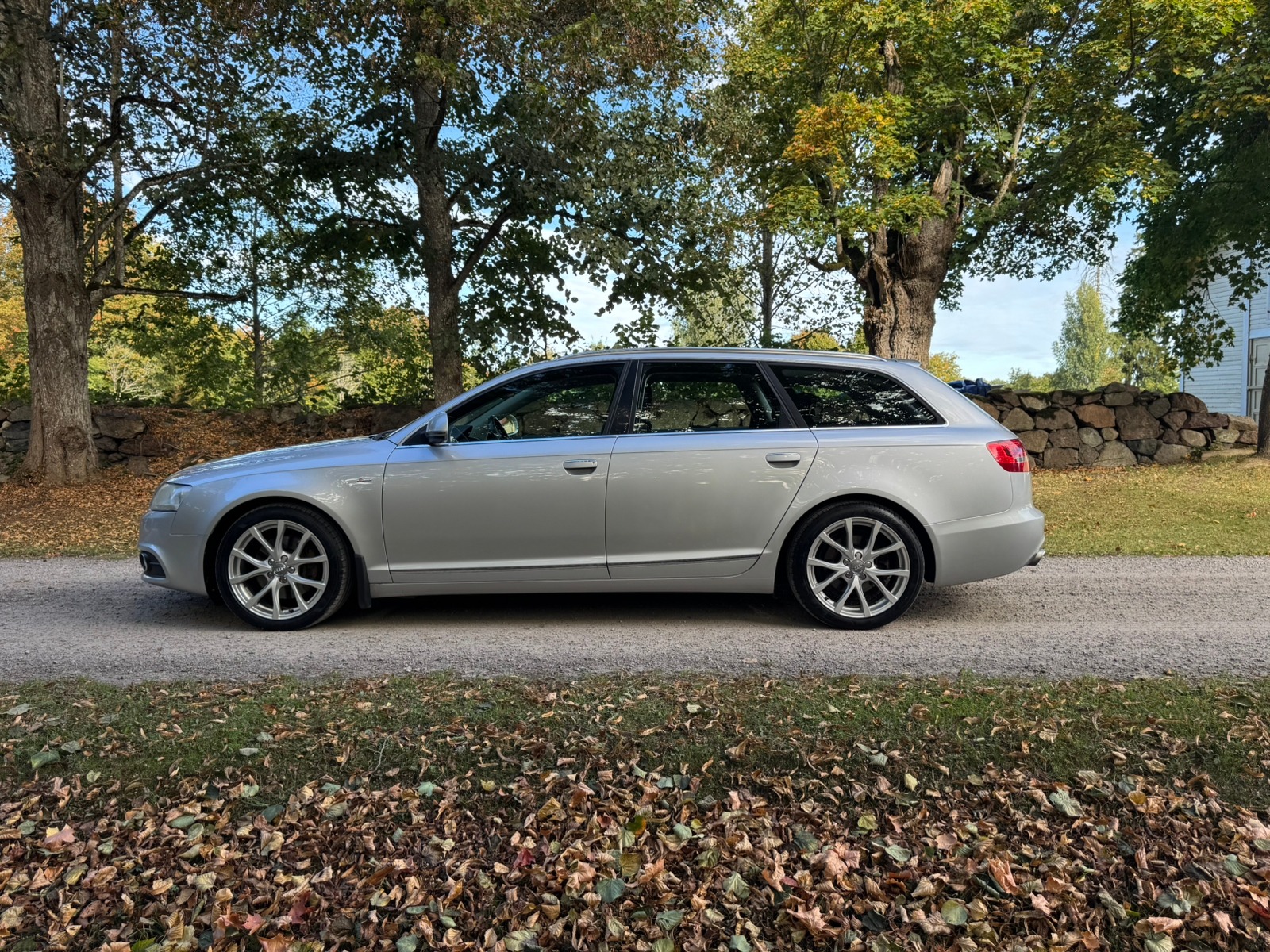 Audi A6 Avant 2.0 TDI DPF Multitronic 2010, bild 2/10