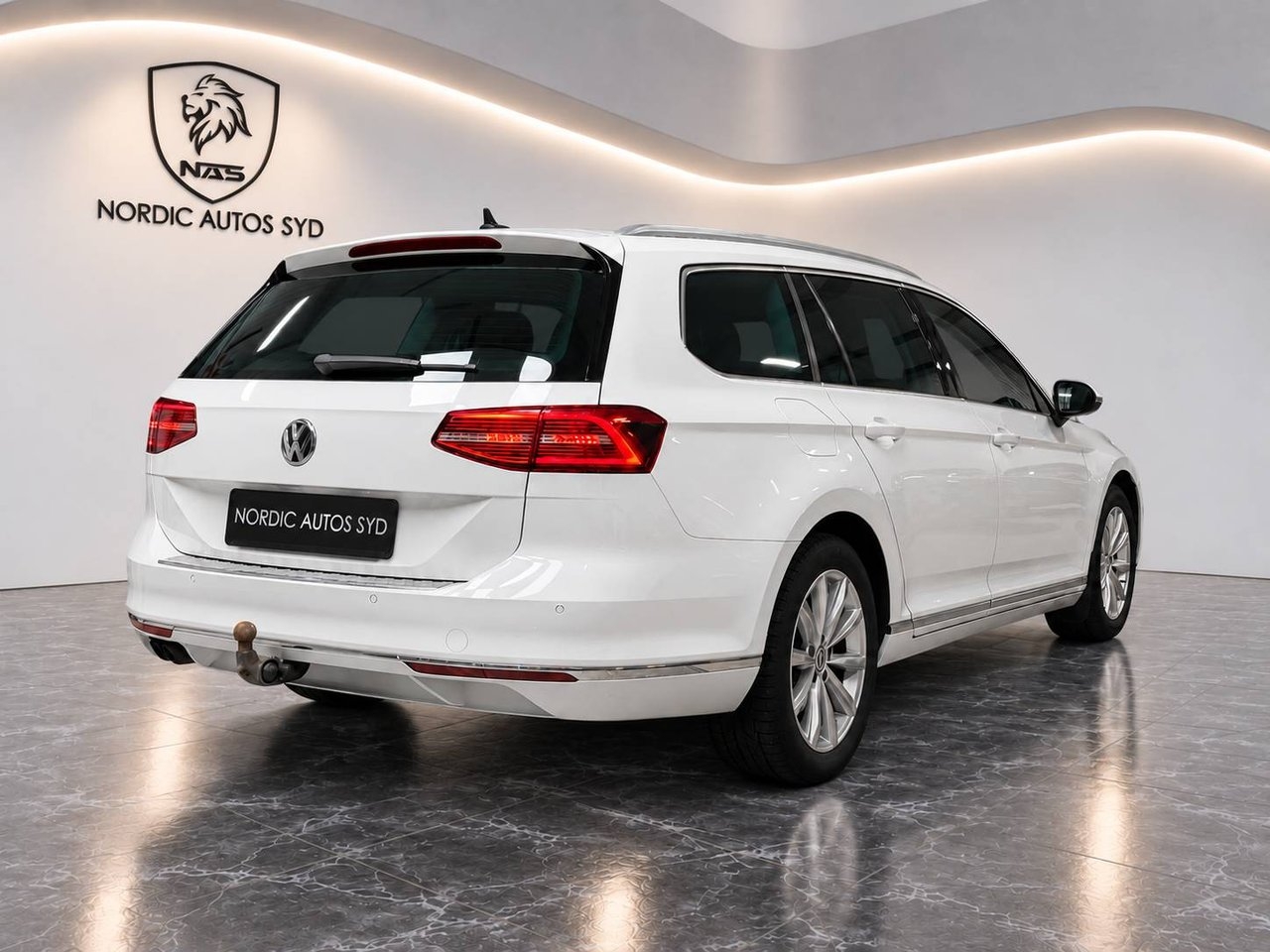 Volkswagen Passat 2015, bild 6/25