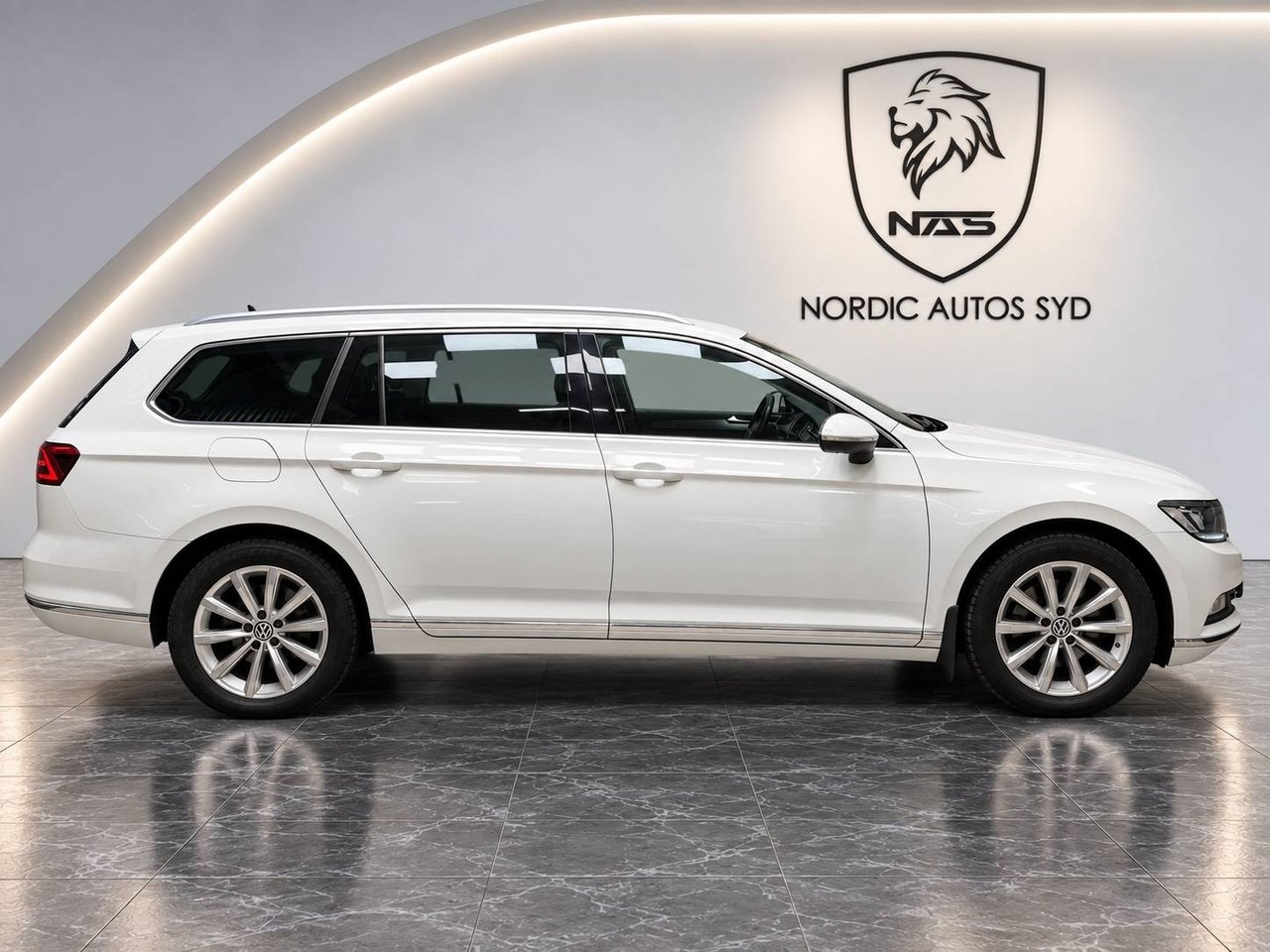Volkswagen Passat 2015, bild 7/25