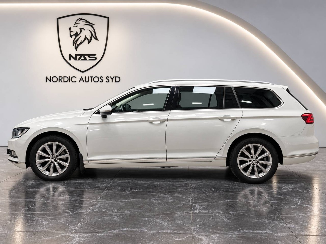 Volkswagen Passat 2015, bild 3/25