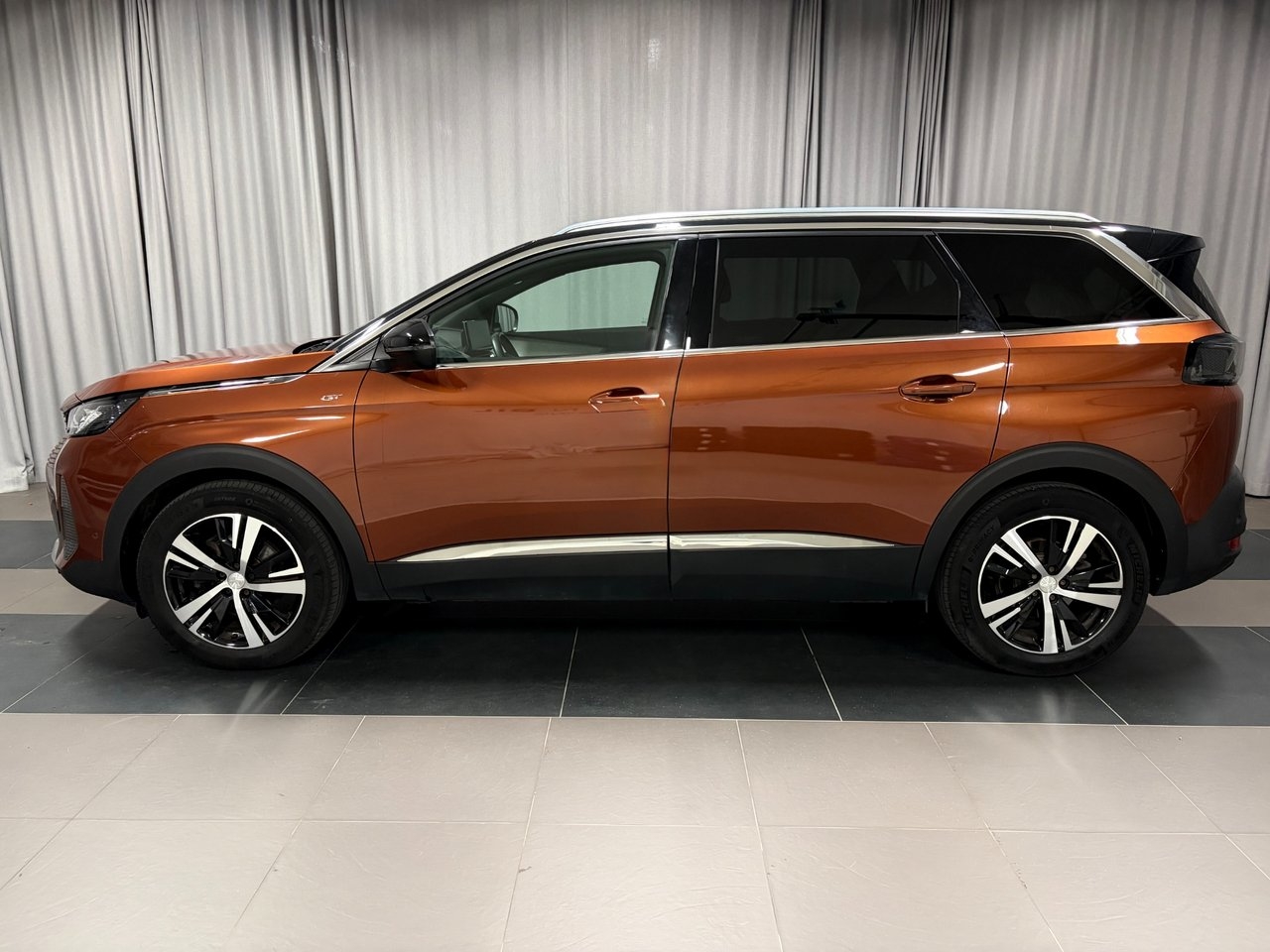 Peugeot 5008 2023, kuva 2/10
