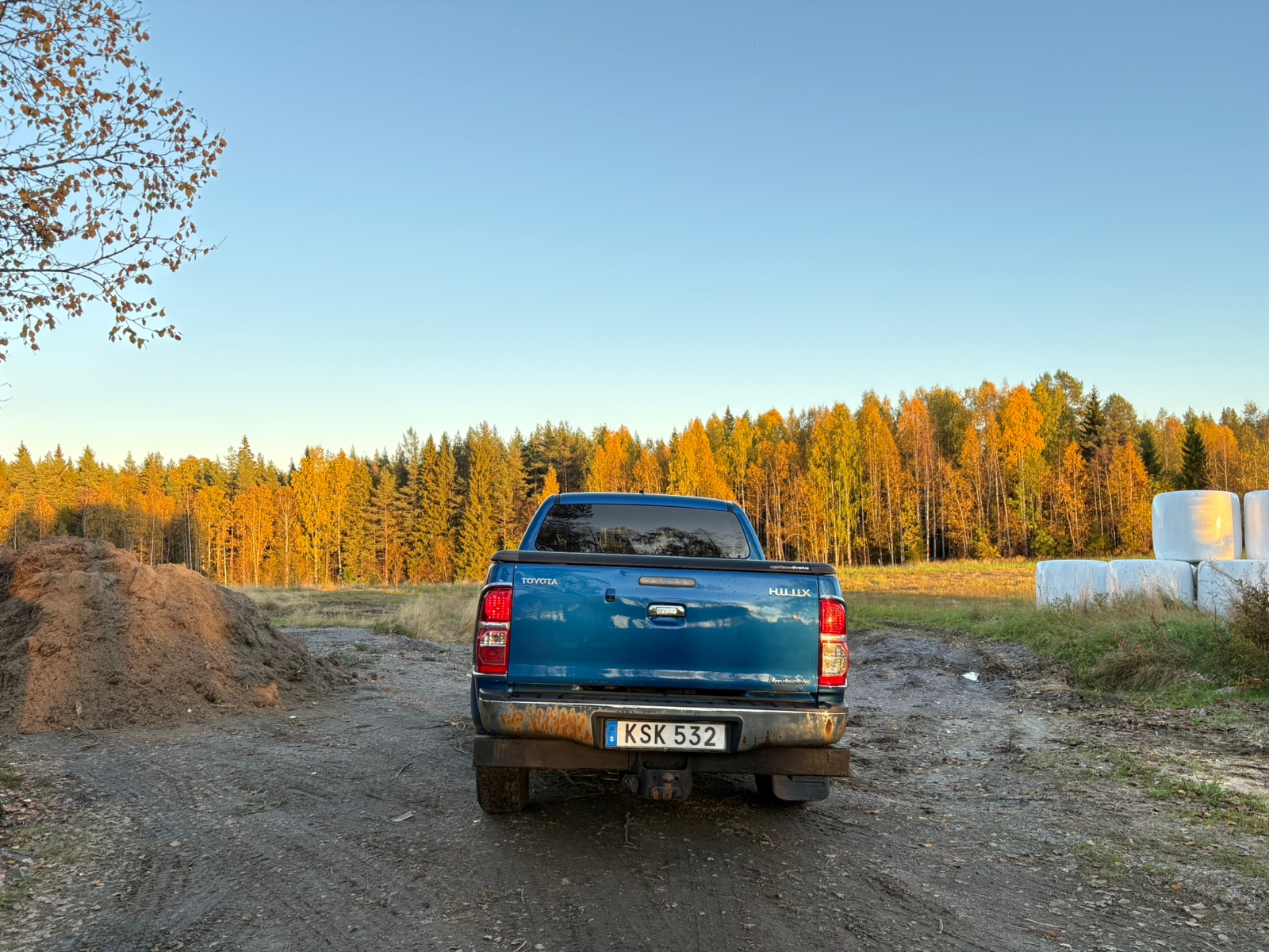 Toyota HiLux 2015, bild 5/10