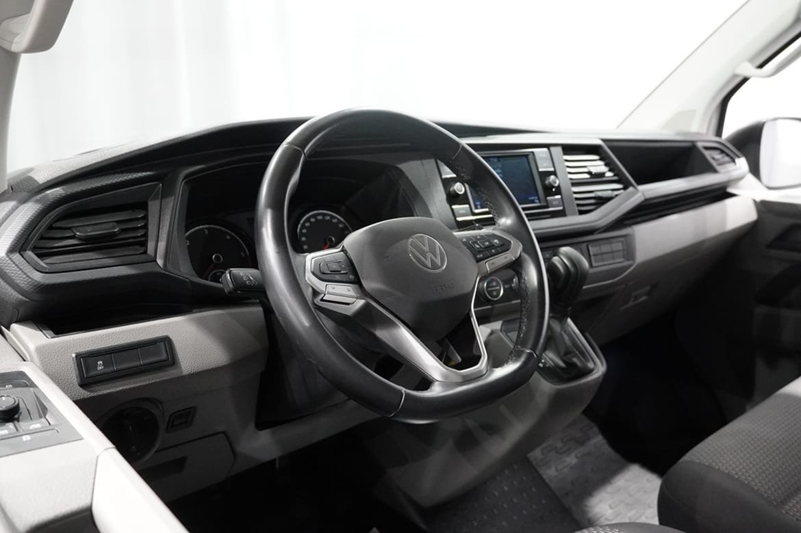 Volkswagen Caravelle 2023, photo 5/10
