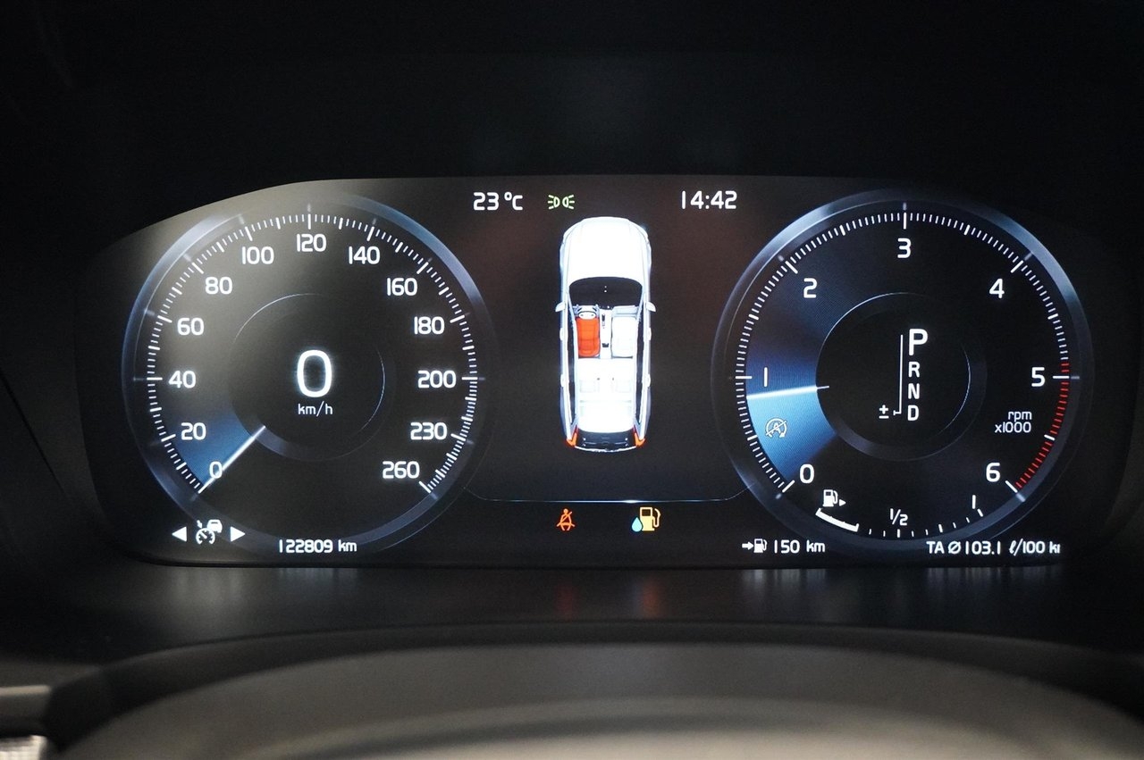 Volvo V90 D5 AWD R-Design 2019, kuva 6/10