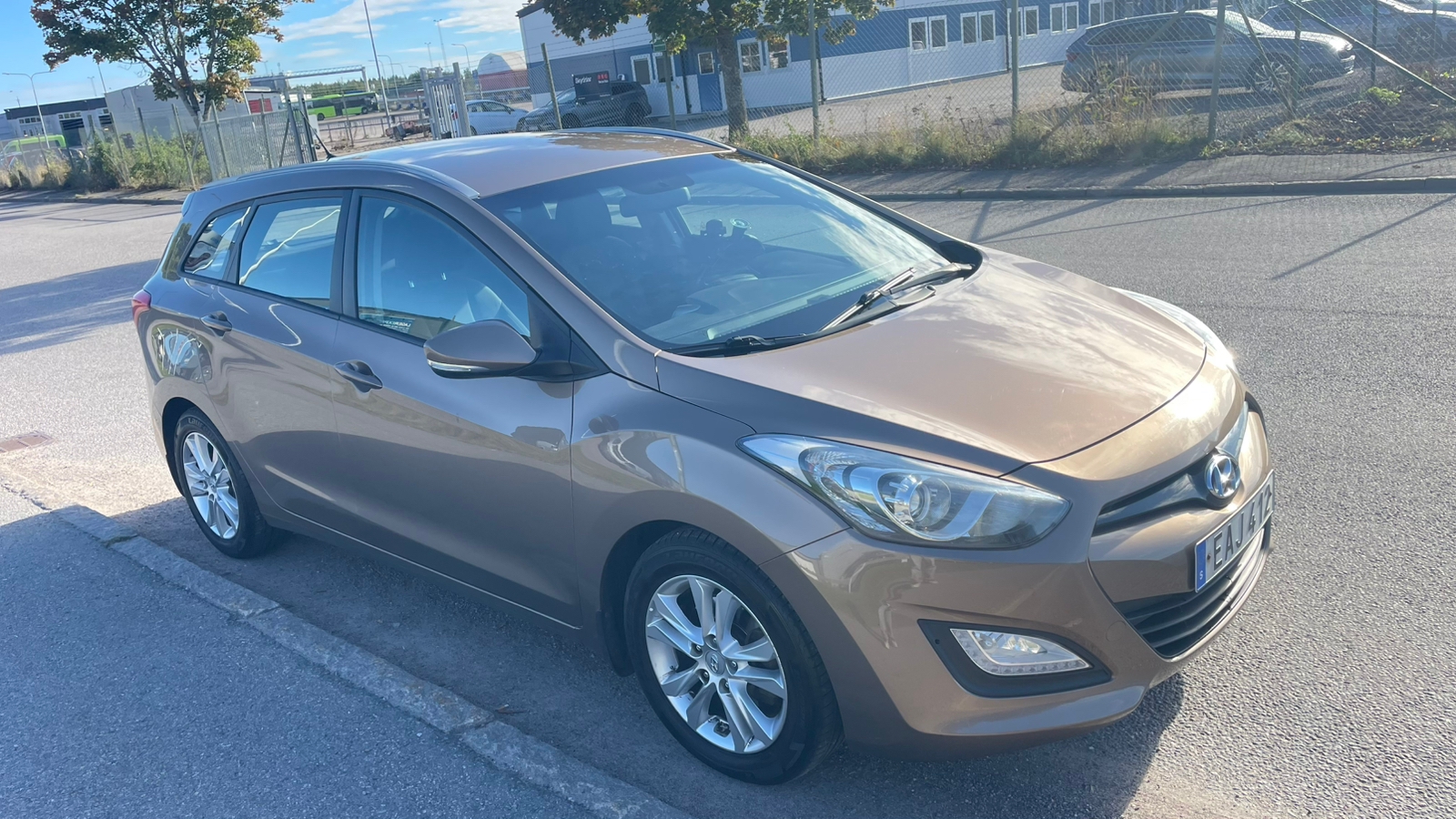 Hyundai i30 Kombi 1.6 CRDi Manuell 2014, bild 7/7