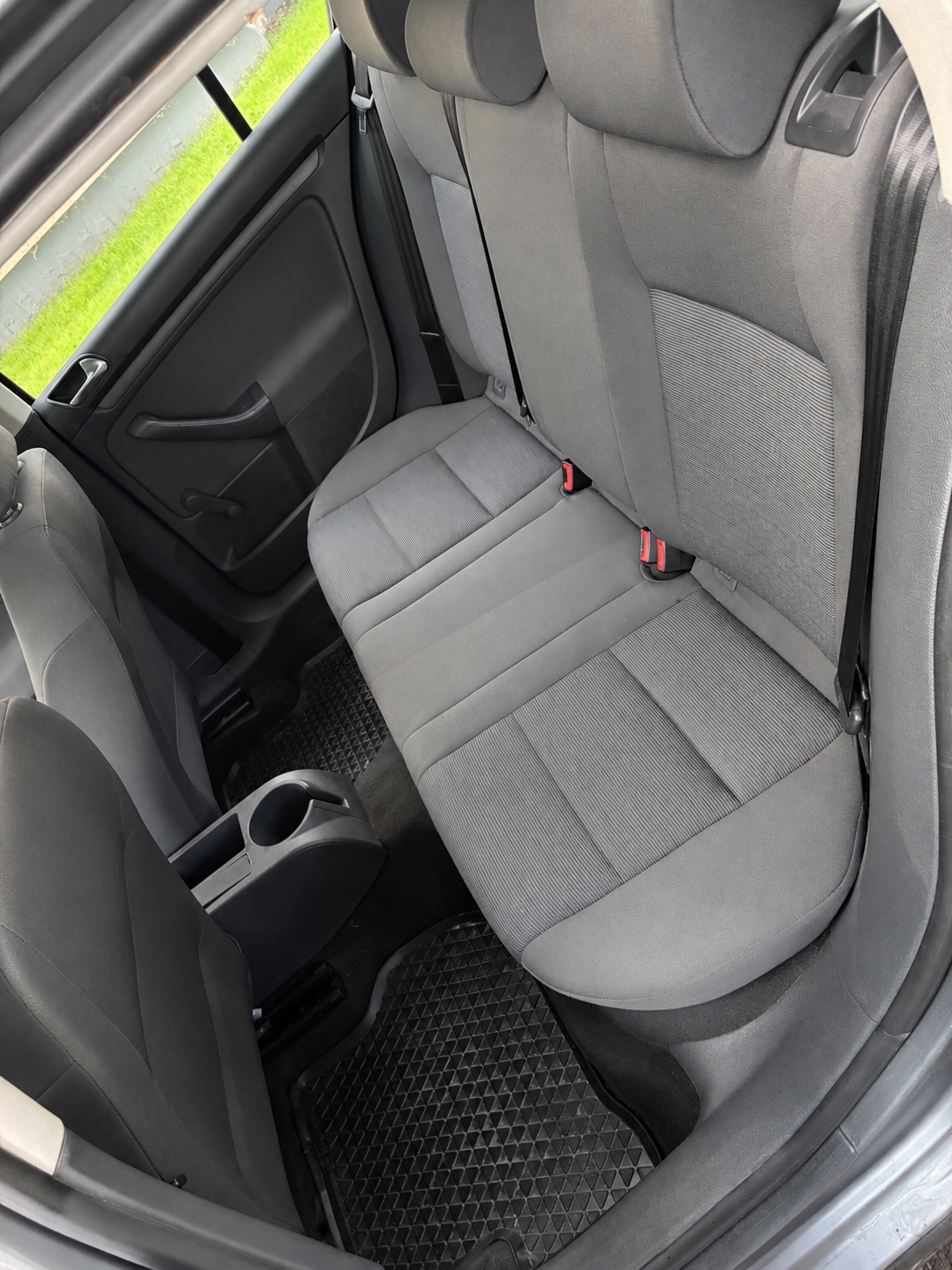 Volkswagen Golf V 5-dörrar 1.6 Manuell 2006, bild 5/5