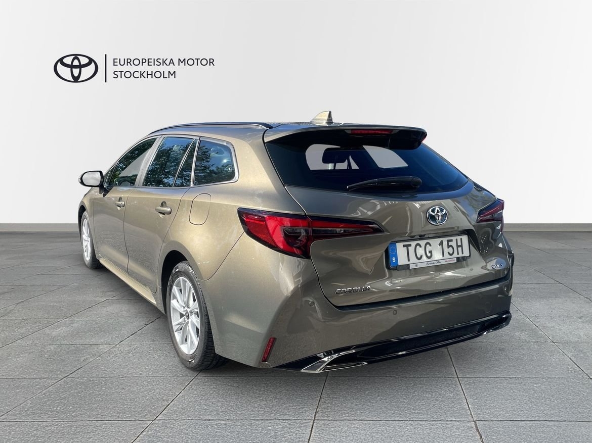 Toyota Corolla 2024, bild 2/10