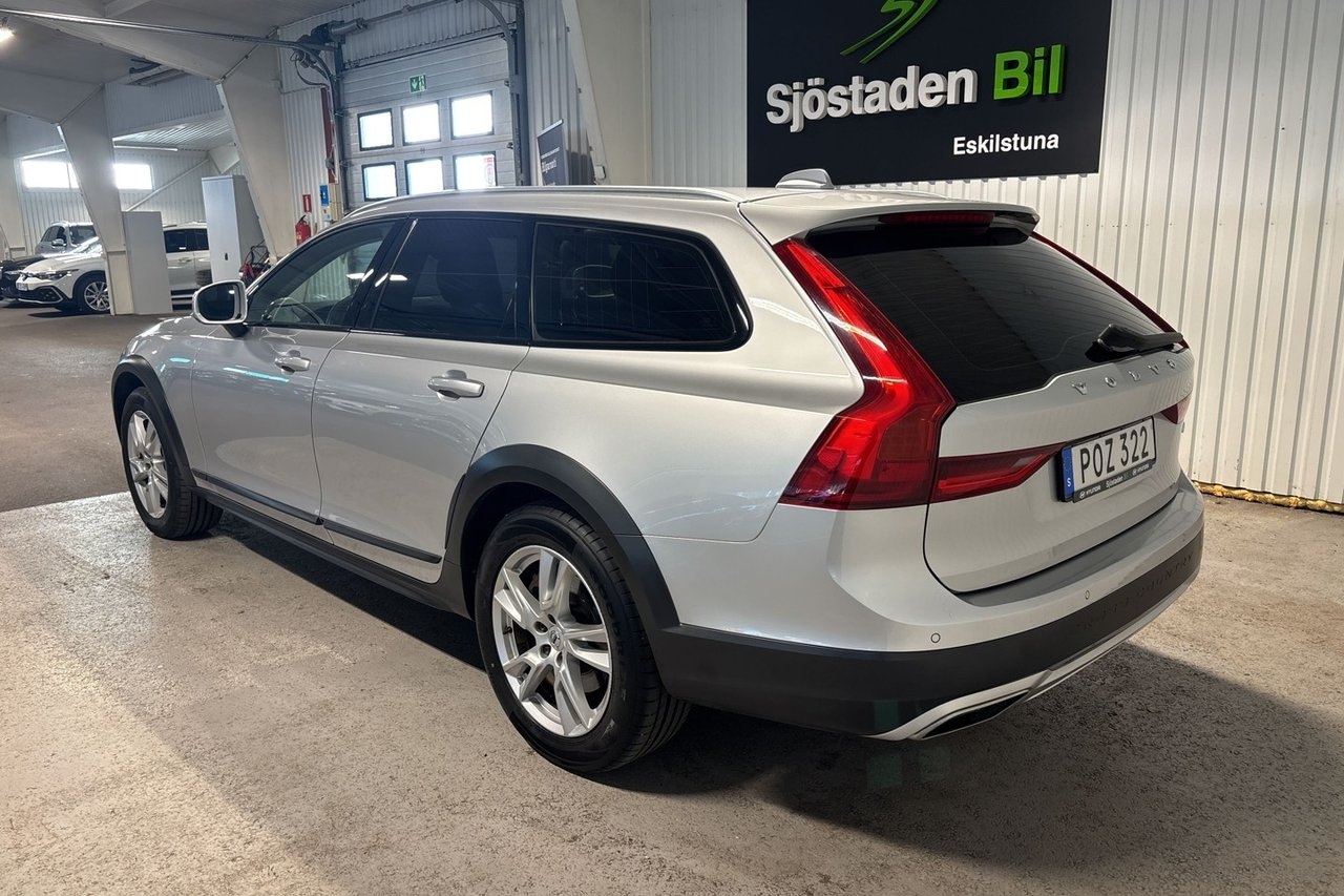 Volvo V90 Cross Country 2019, photo 3/10