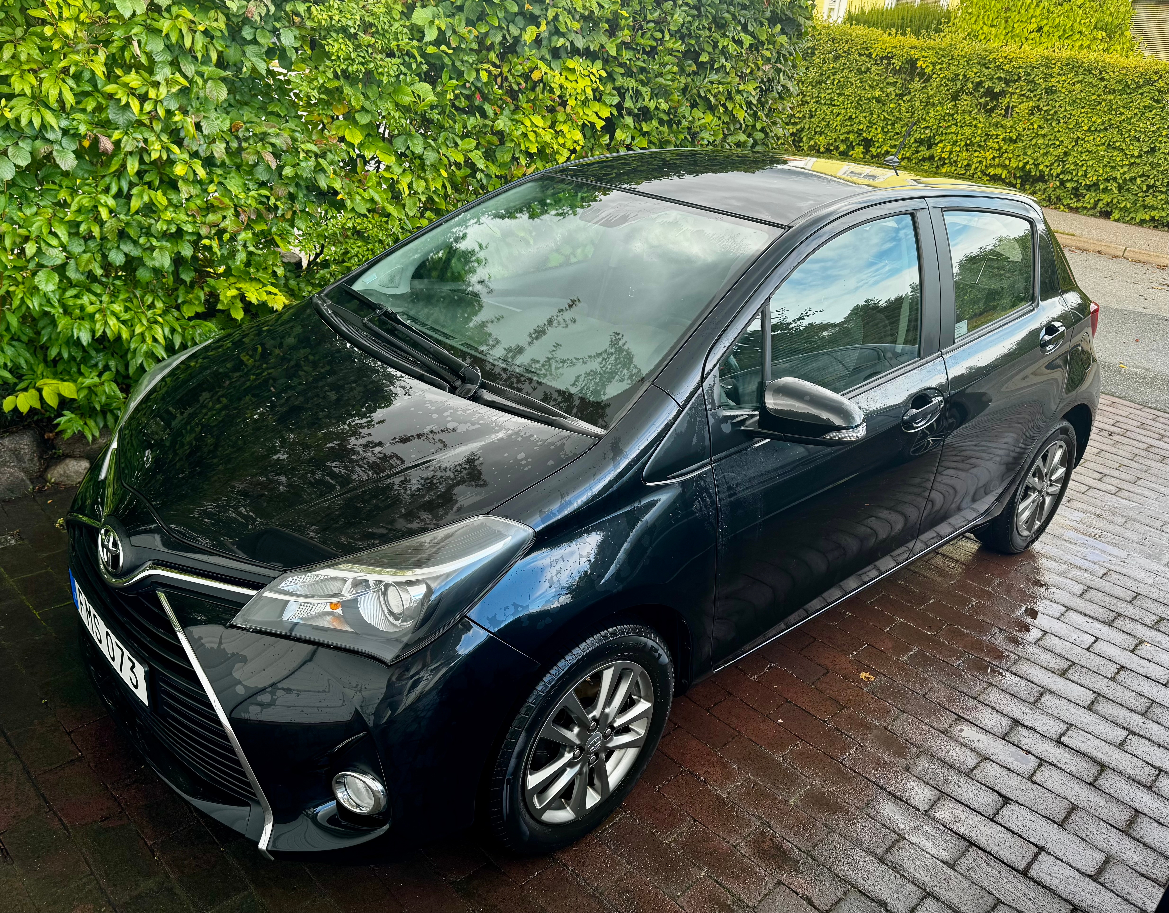 Toyota Yaris 2015, bild 2/7
