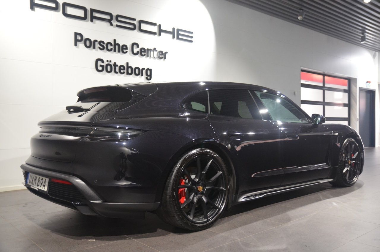 Porsche Taycan 2023, bild 4/10
