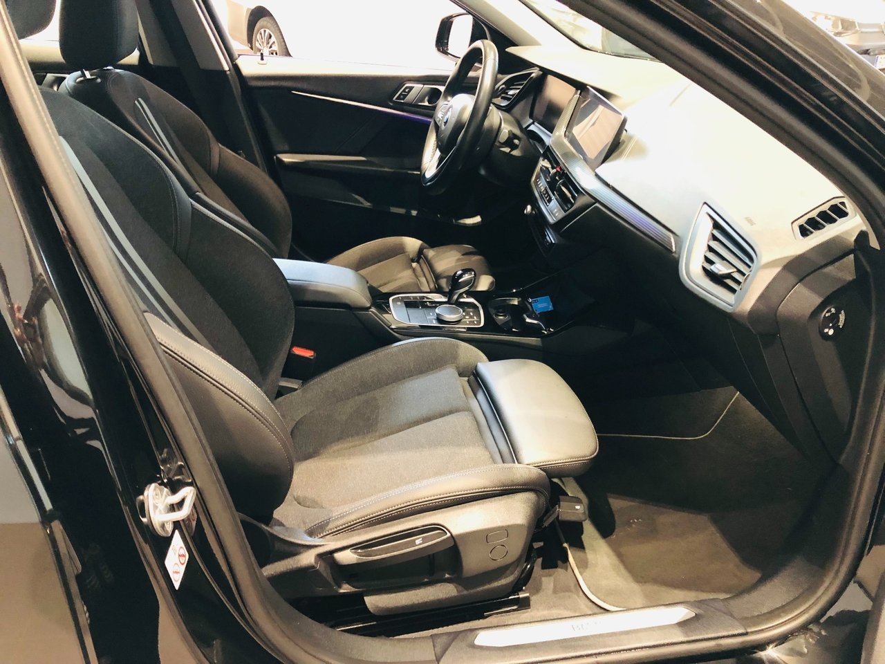 BMW 118 i Steptronic Sport line Euro 6 2022, kuva 5/9
