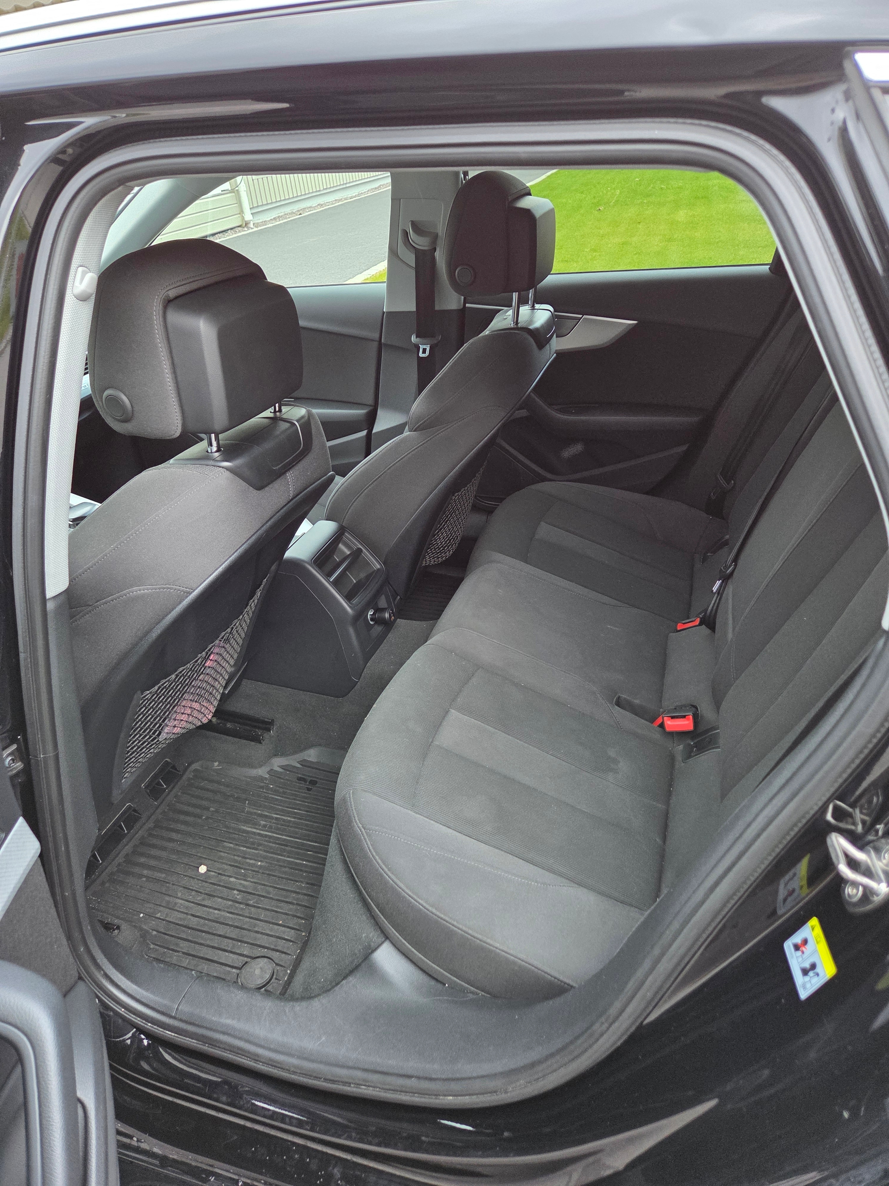 Audi A4 Avant 2.0 TDI quattro S Tronic 2018, bild 7/9