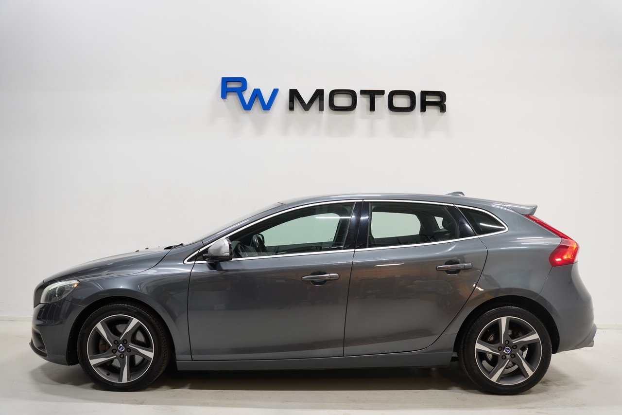 Volvo V40 D3 150hk R-Design 2013, photo 3/10