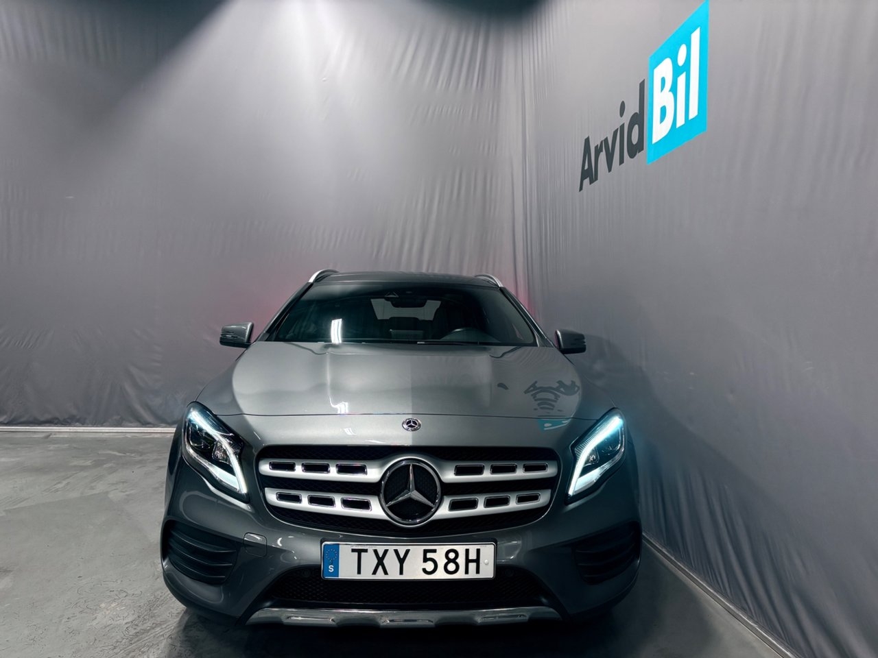 Mercedes-Benz GLA 2020, photo 4/10