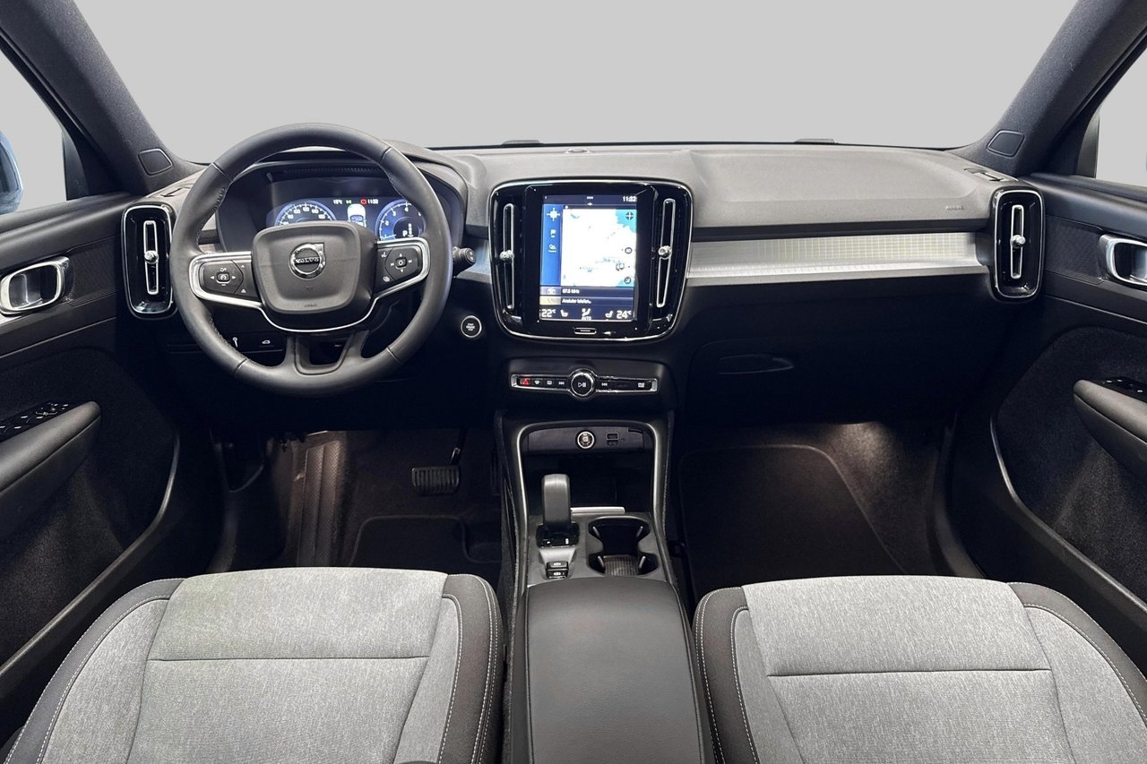 Volvo XC40 T3 MOMENTUM ADVANCED 163HK 2022, bild 7/10