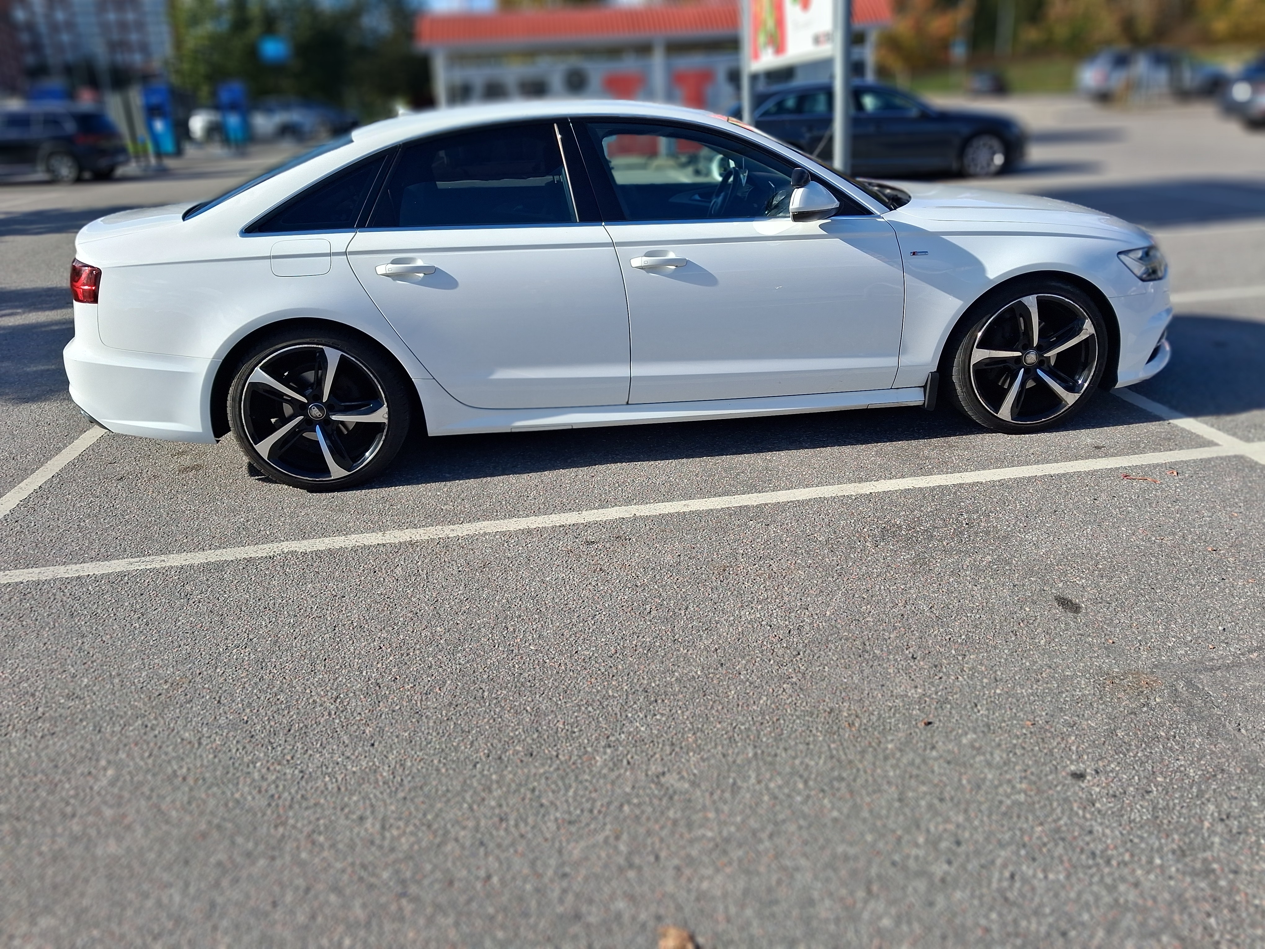 Audi A6 Sedan 2.0 TDI quattro S Tronic 2017, bild 4/6