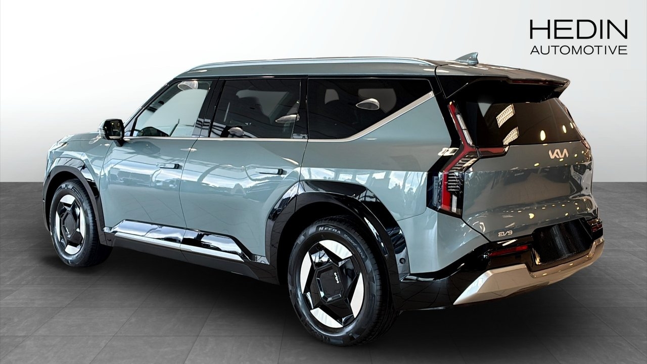 Kia EV9 Plus AWD Long Range 2026, photo 6/12