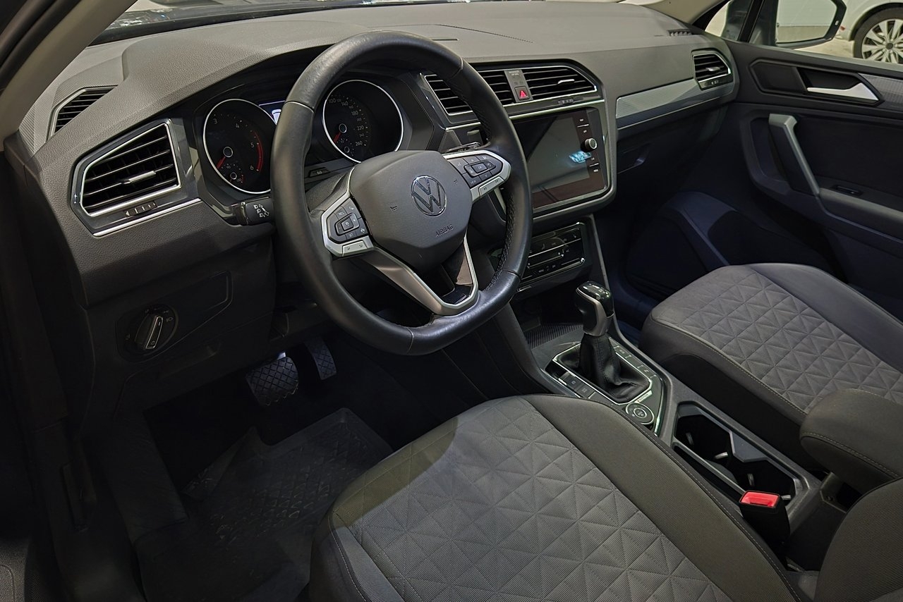 Volkswagen Tiguan 2.0 4Motion 2021, bild 6/10