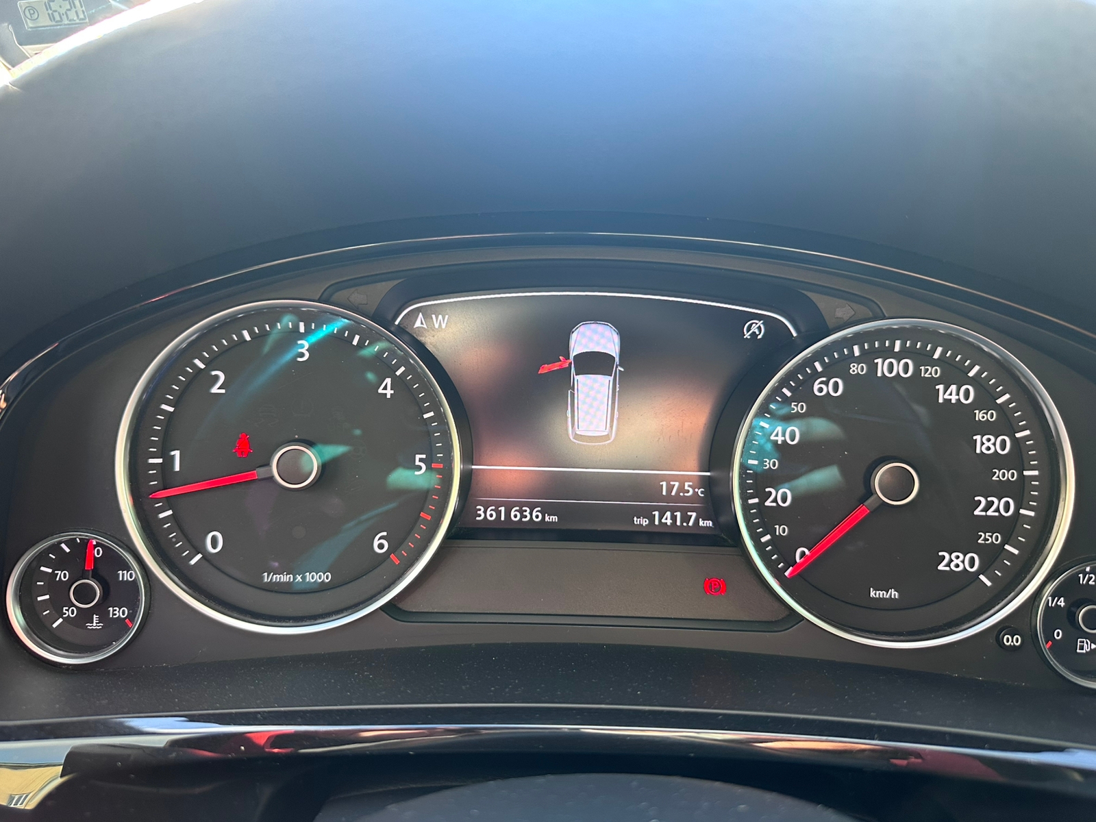 Volkswagen Touareg 2011, kuva 6/6