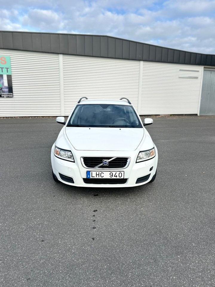 Volvo V50 1.8F Kinetic Euro 4 2009, bild 3/8