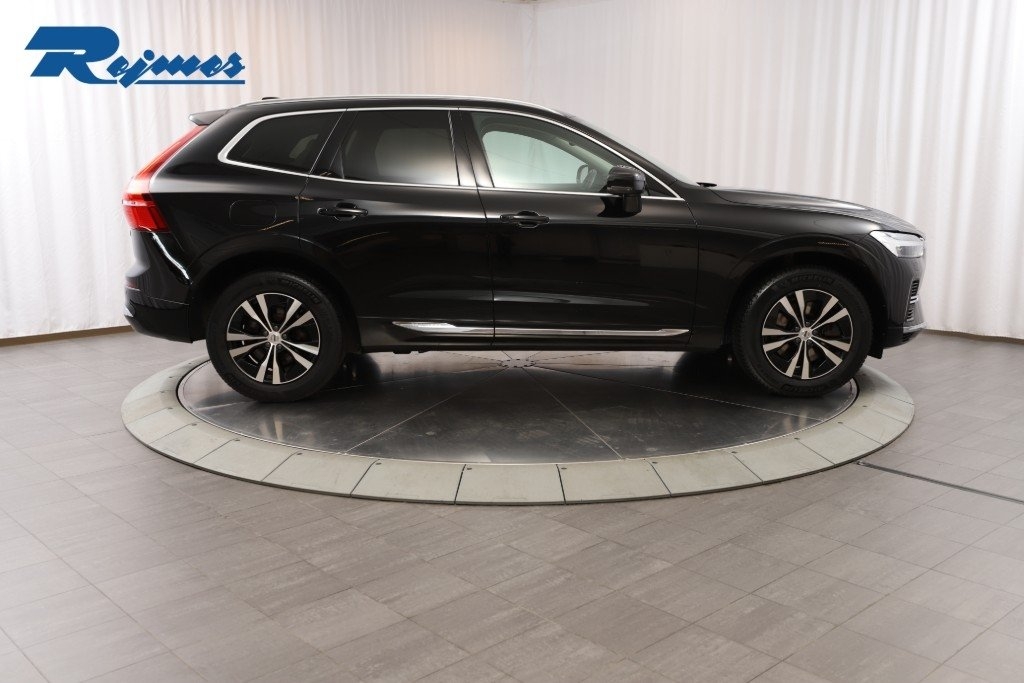 Volvo XC60 Recharge T6 Core Edition 2024, bild 3/10