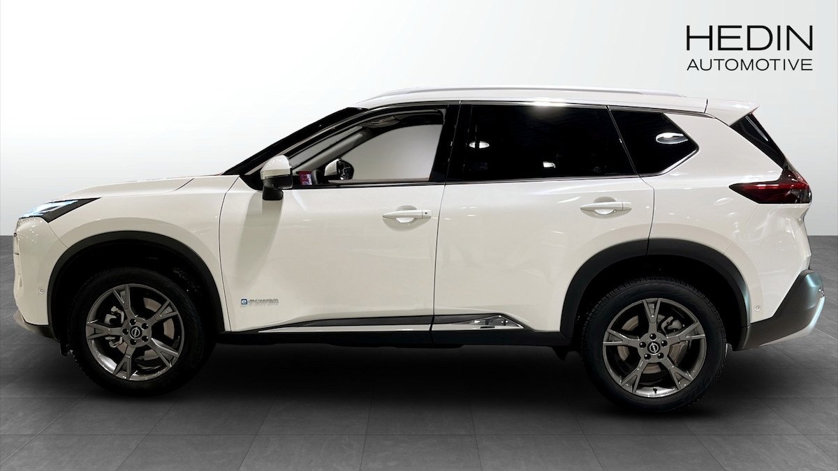 Nissan X-Trail E-4ORCE TEKNA 2024, bild 6/10