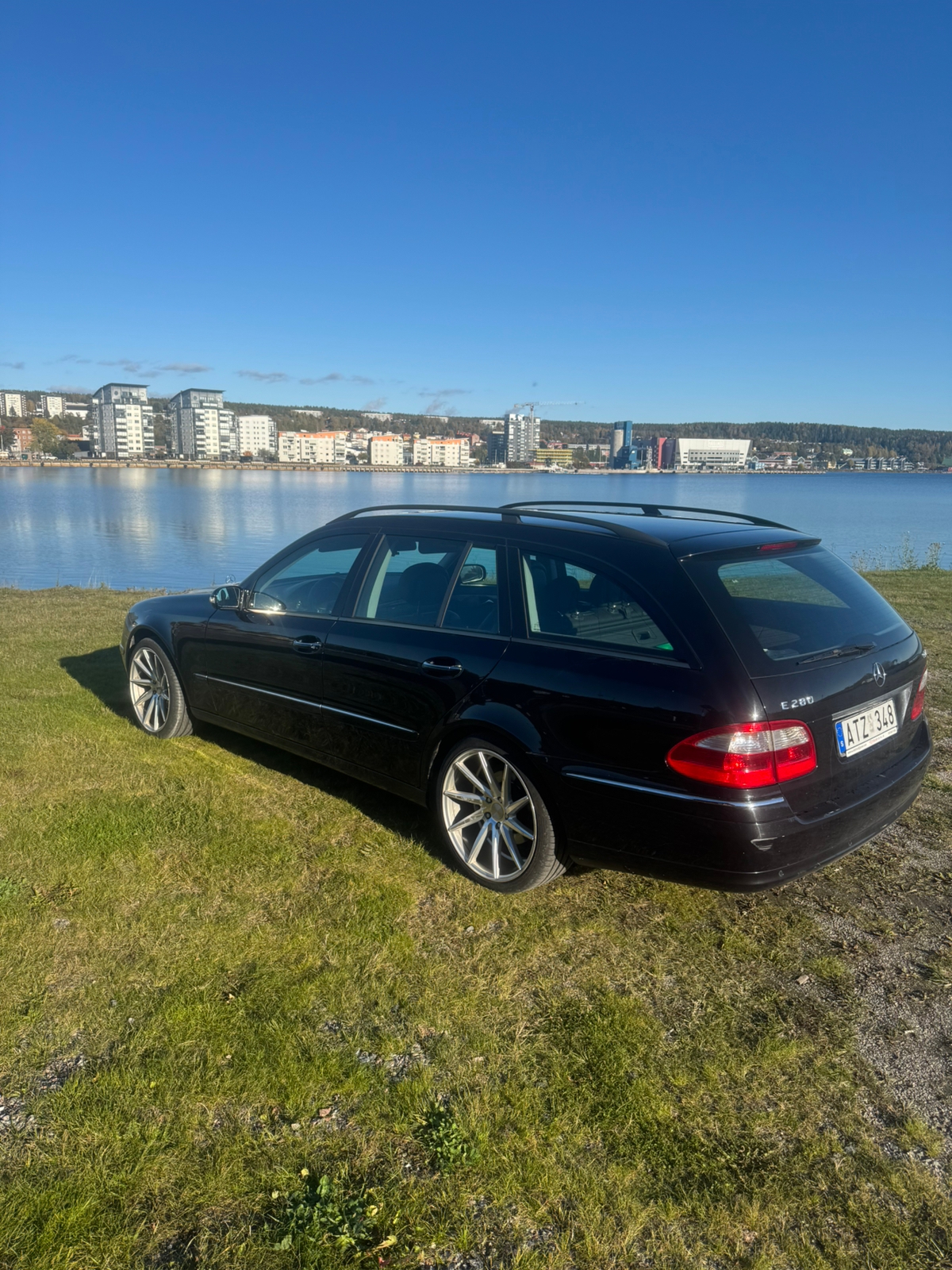 Mercedes-Benz E
