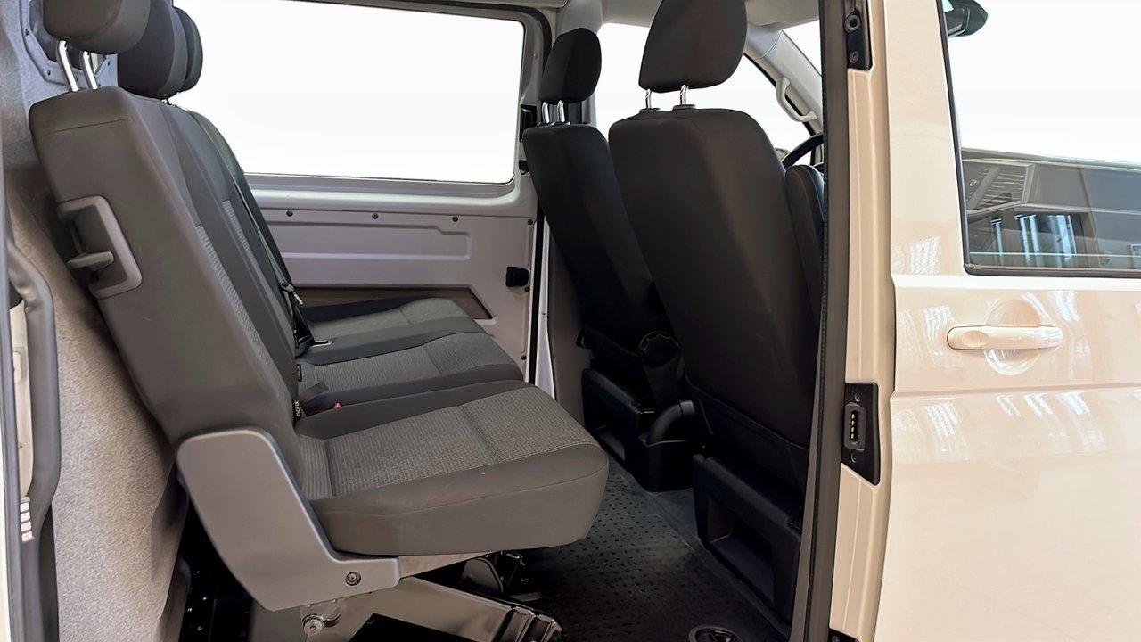 Volkswagen Transporter Kombi T30 2.0 TDI 2023, bild 5/10
