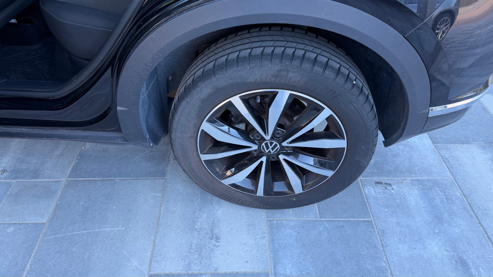 Volkswagen T-Roc 1.0 TSI OPF Manuell 2021, bild 4/6
