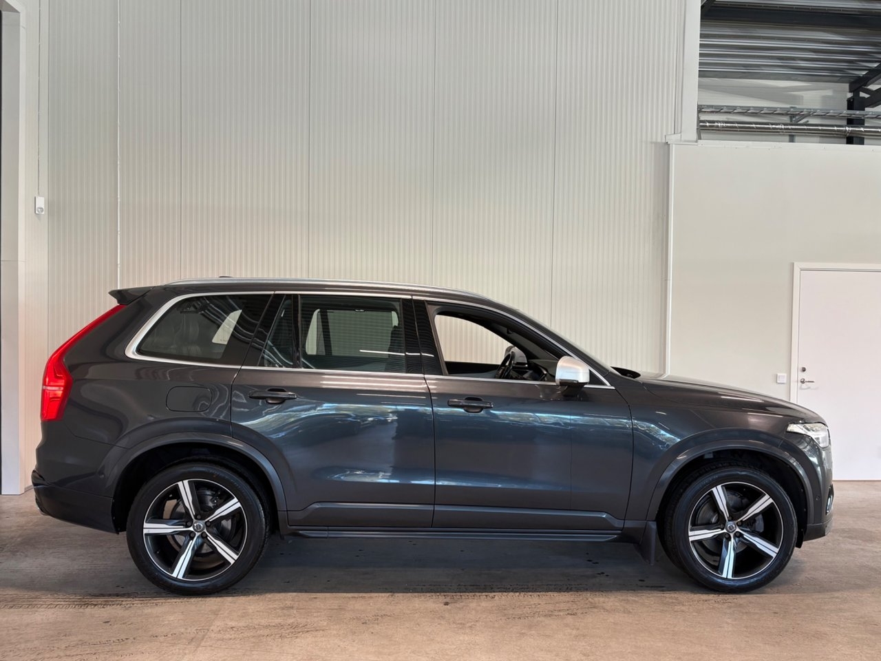 Volvo XC90 2017, bild 2/10