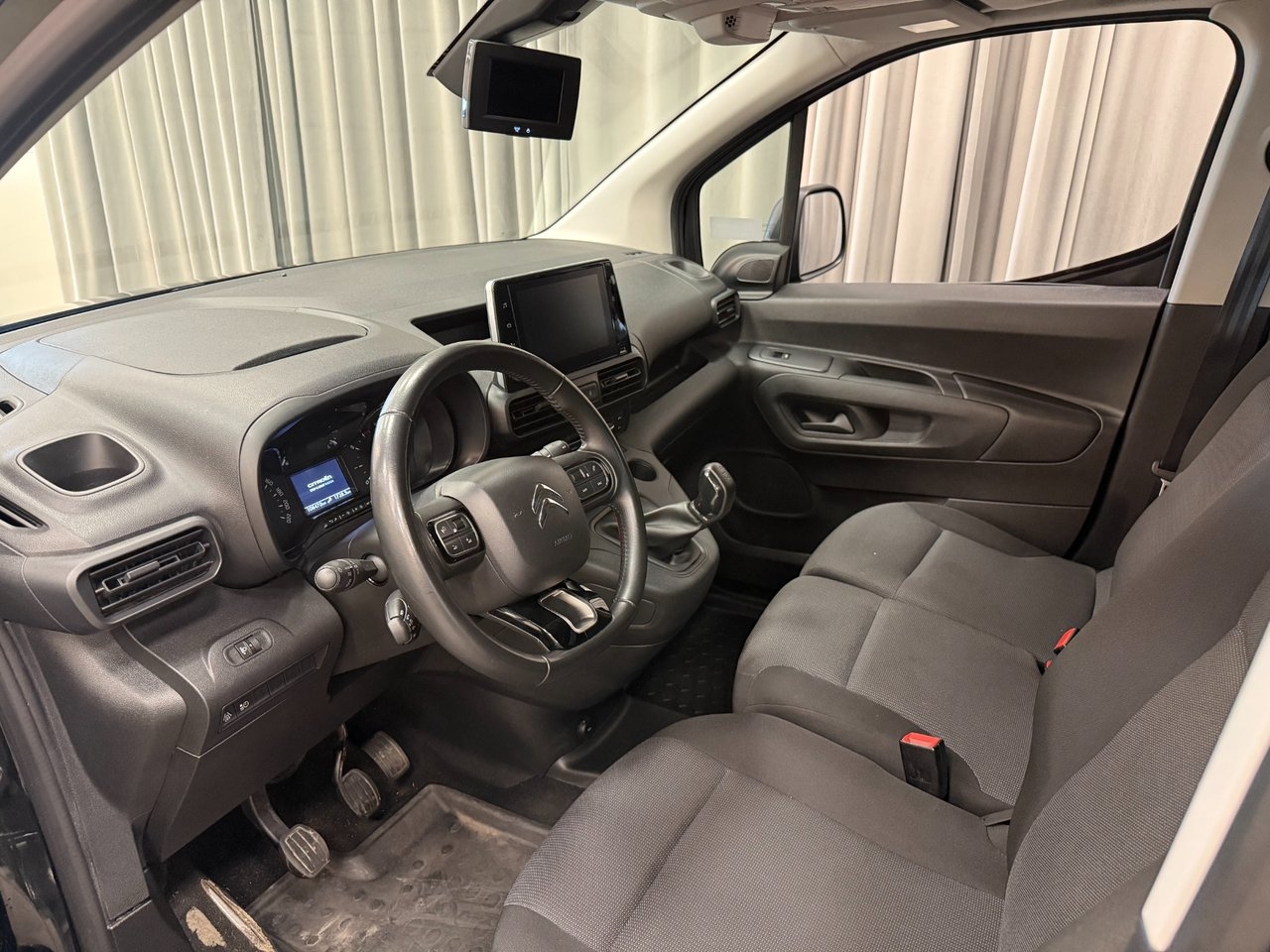 Citroen Berlingo 2020, bild 7/10