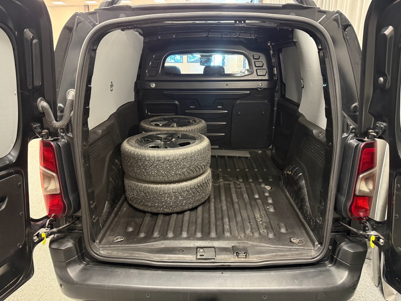 Citroen Berlingo 2020, bild 5/10