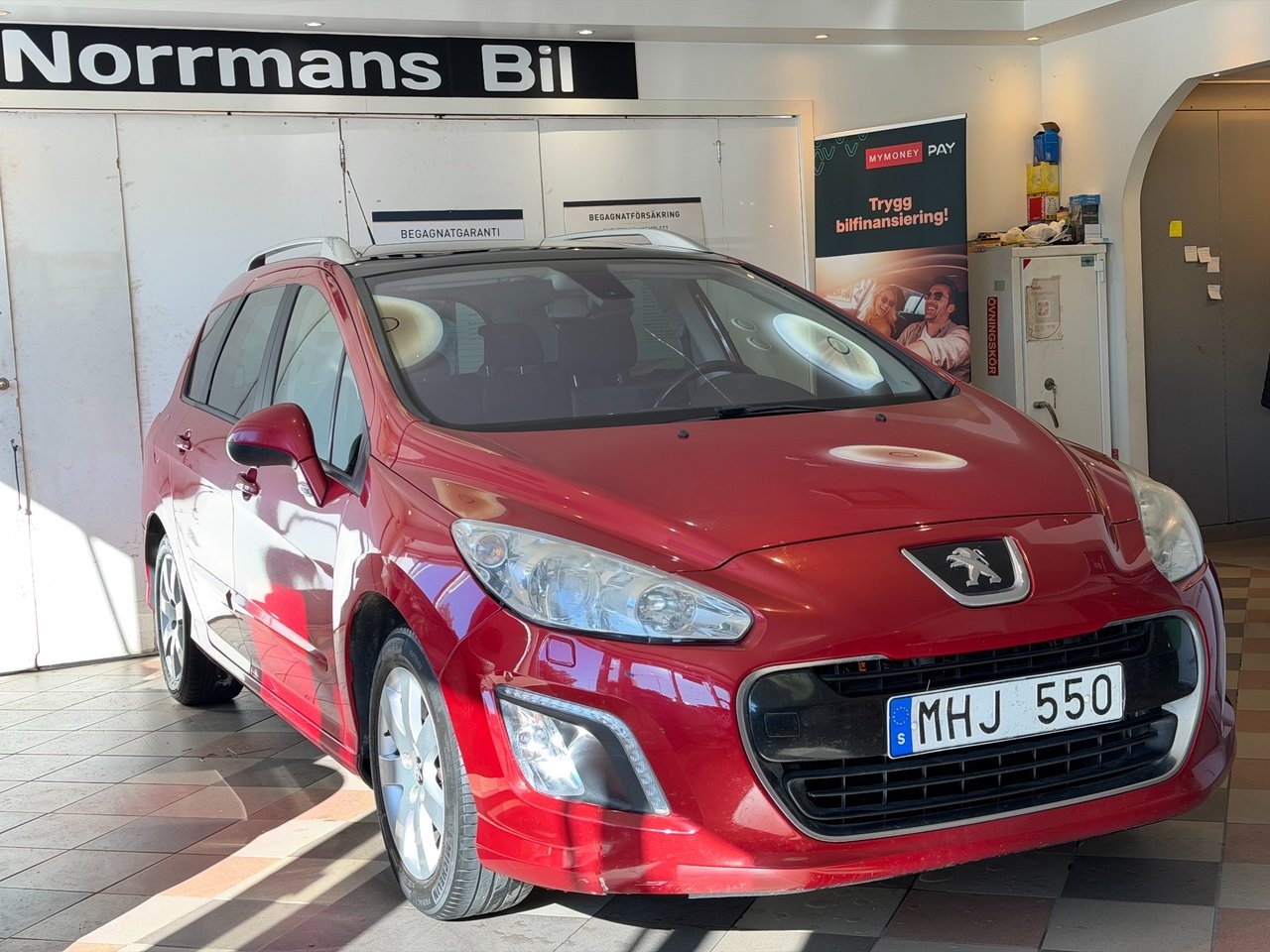 Peugeot 308 2012, kuva 3/10