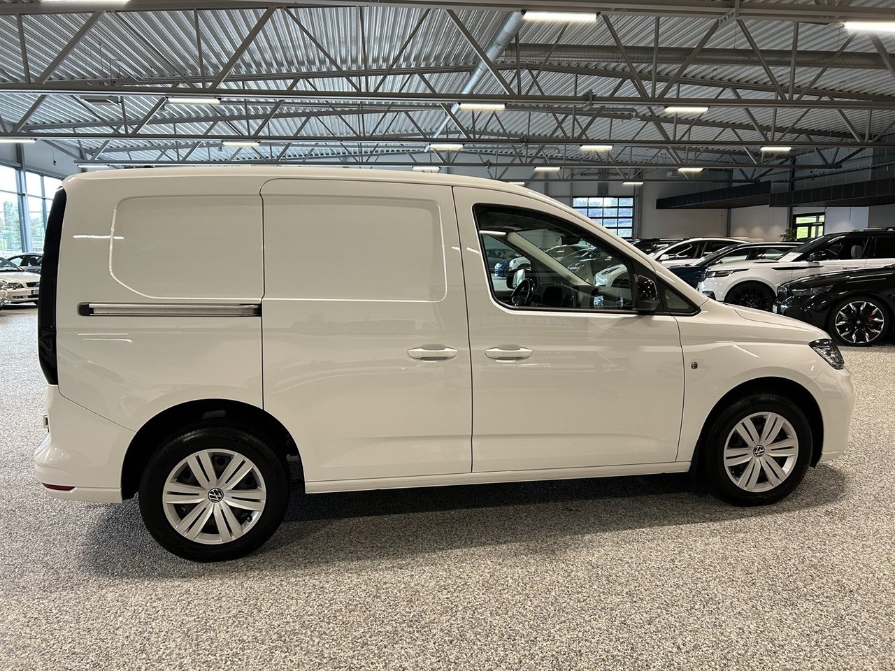 Volkswagen Caddy 2023, bild 7/10