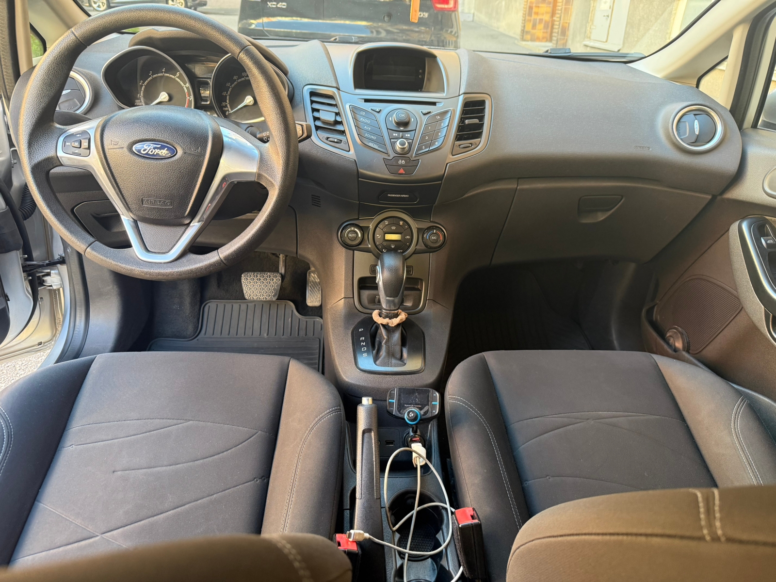 Ford Fiesta 2014, bild 8/8
