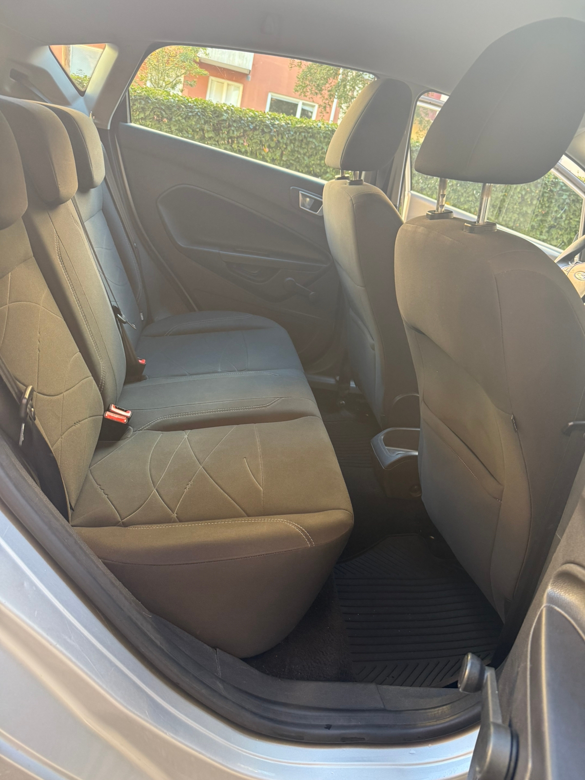 Ford Fiesta 2014, bild 6/8