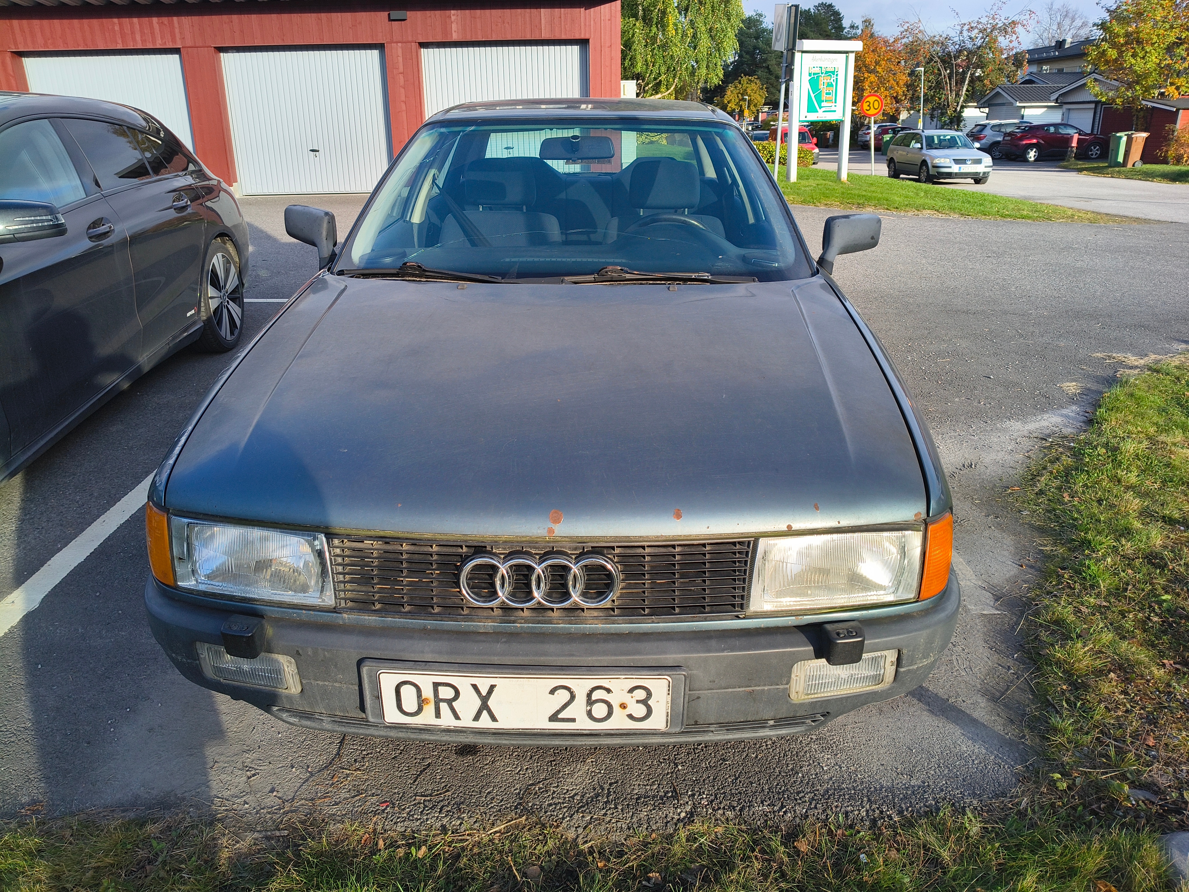Audi 80 1.8 Manuell 1989, kuva 3/4