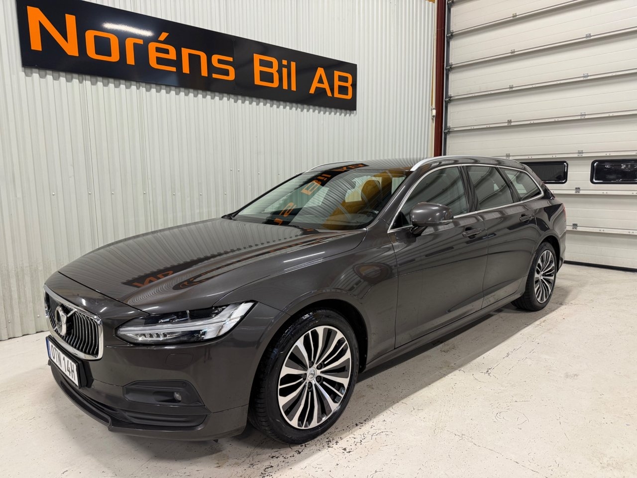 Volvo V90
