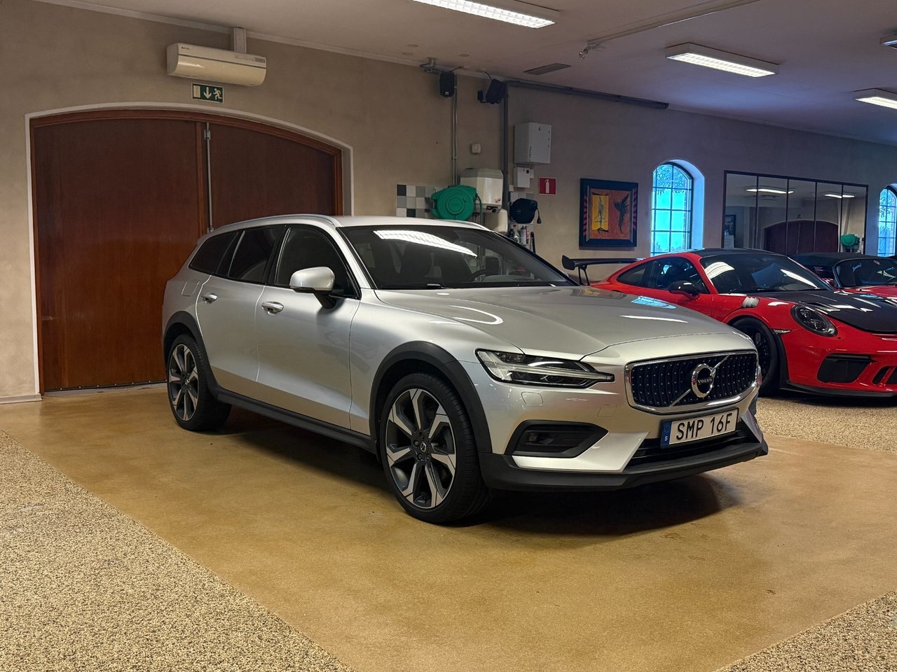 Volvo V60 Cross Country 2021, bild 3/10